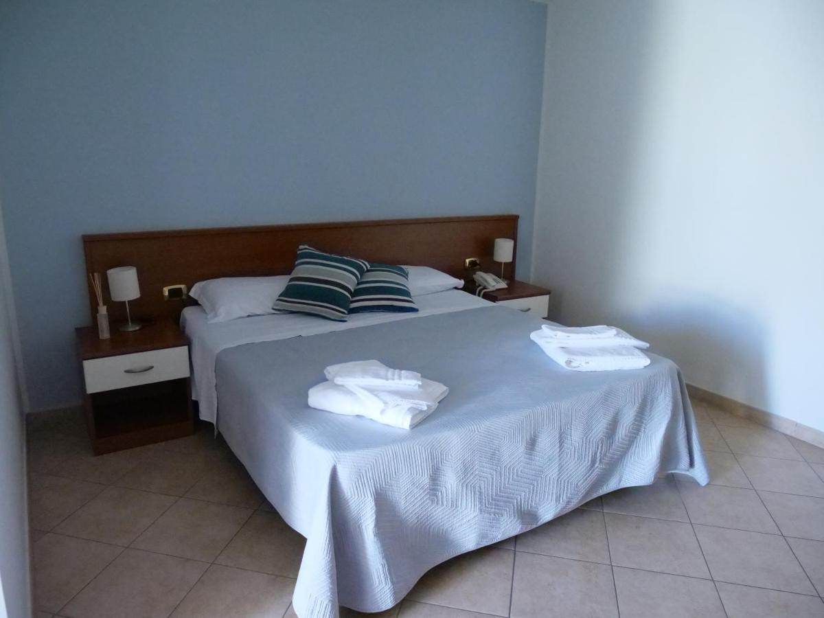 Grand Hostel Calabria Pietrapaola Екстериор снимка