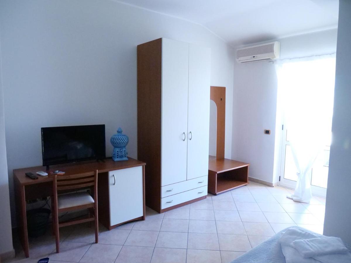 Grand Hostel Calabria Pietrapaola Екстериор снимка