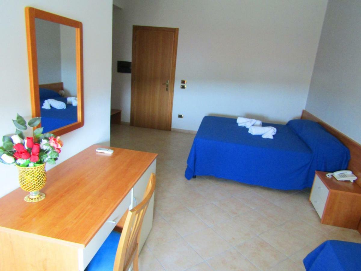 Grand Hostel Calabria Pietrapaola Екстериор снимка